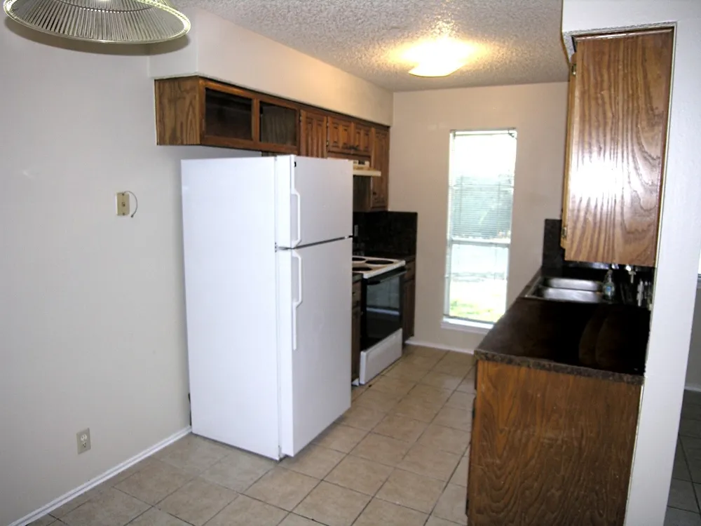 21513 Coyote Trail #B rt Lago Vista, TX 78645