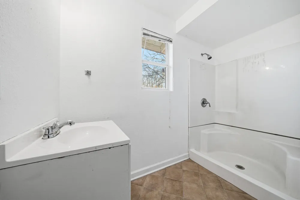 1205 W 10th Street McGregor, TX 76657