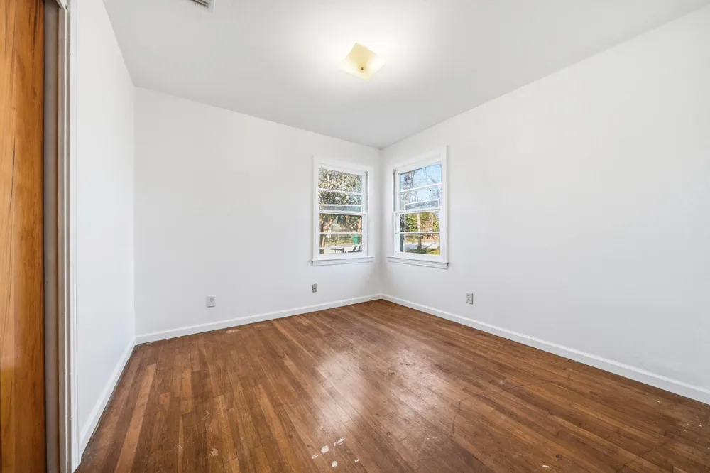 1205 W 10th Street McGregor, TX 76657