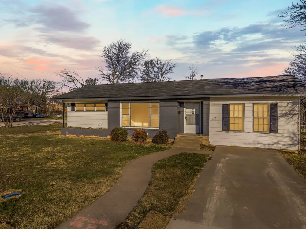 1205 W 10th Street McGregor, TX 76657