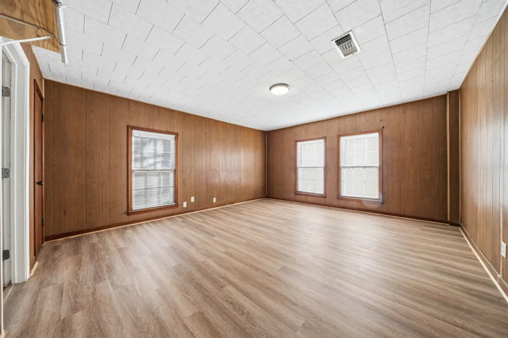 1205 W 10th Street McGregor, TX 76657