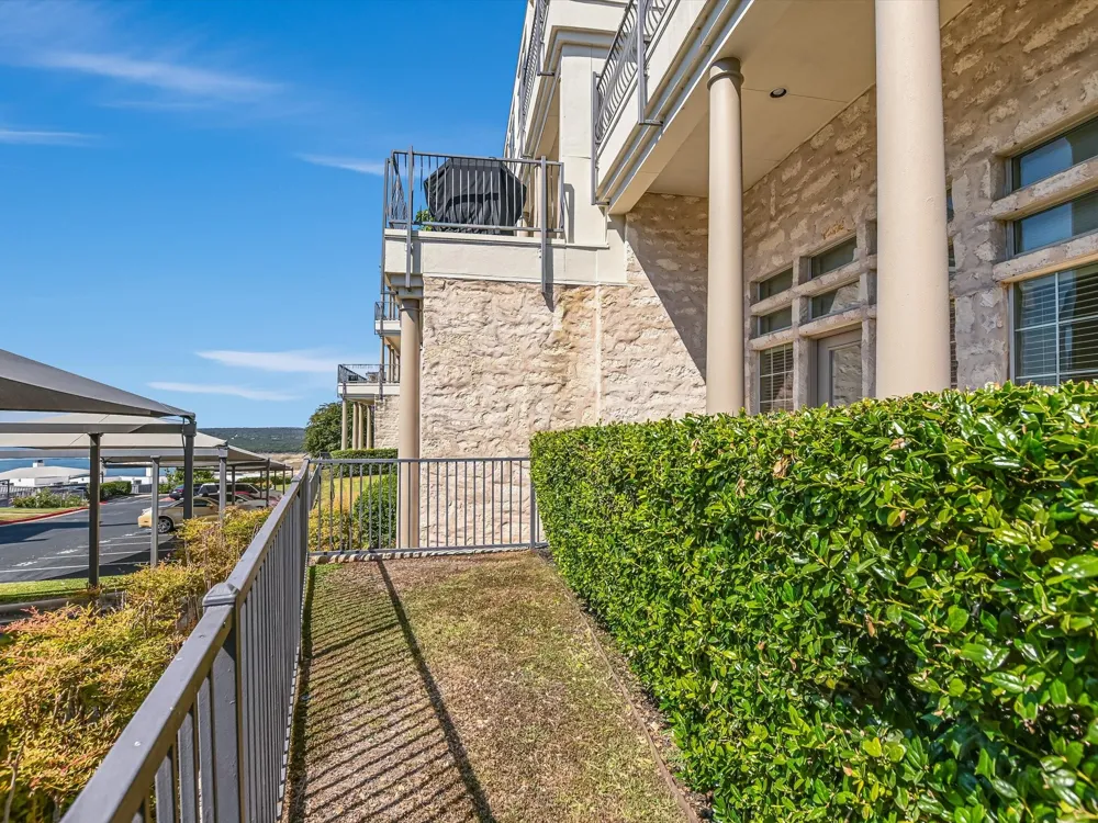 2918 Ranch Road 620 #X-205 Austin, TX 78734