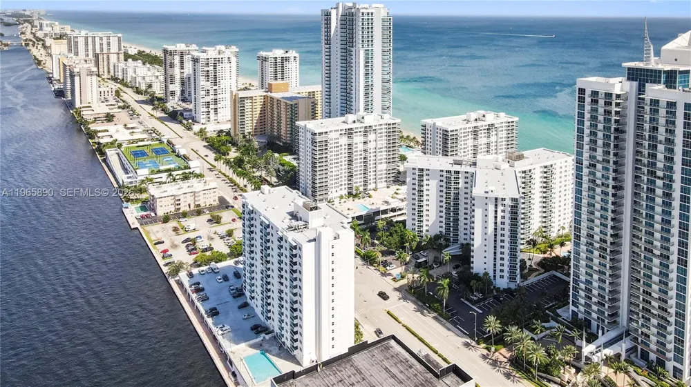 3000 S Ocean Dr #1110