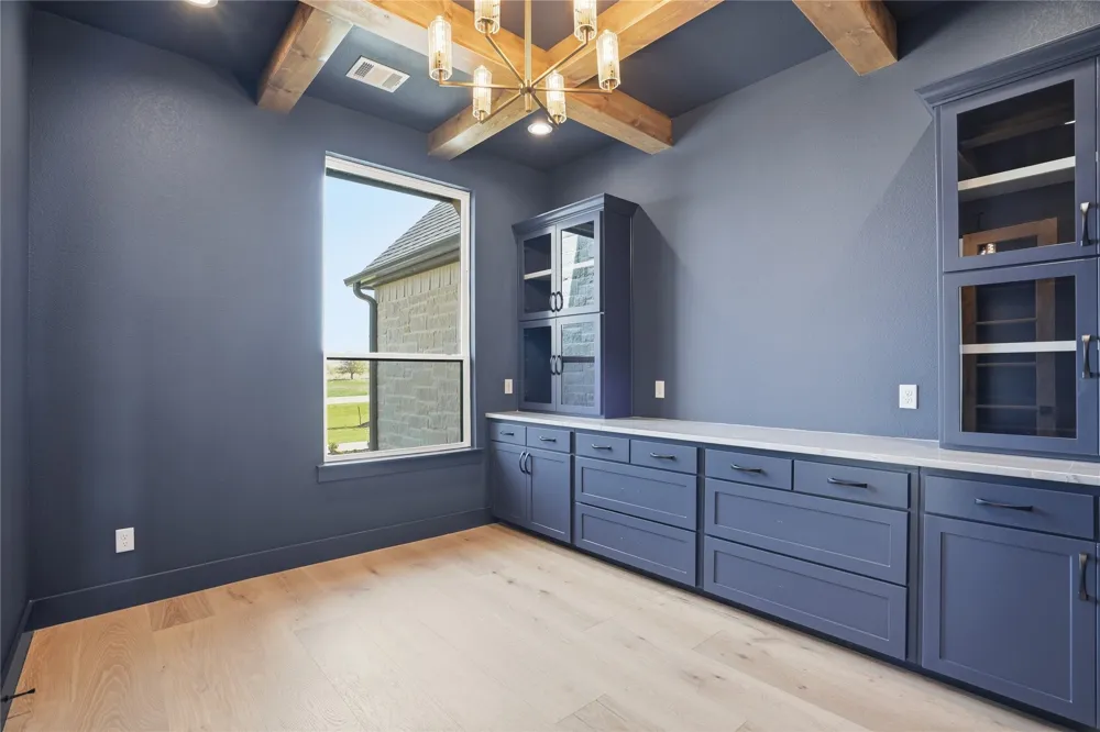 5009 Frost Creek Aledo, TX 76008