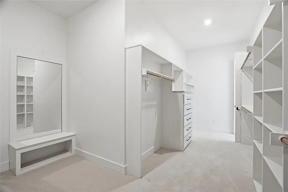 5009 Frost Creek Aledo, TX 76008