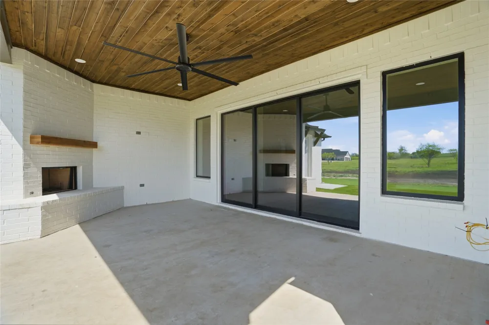 5009 Frost Creek Aledo, TX 76008