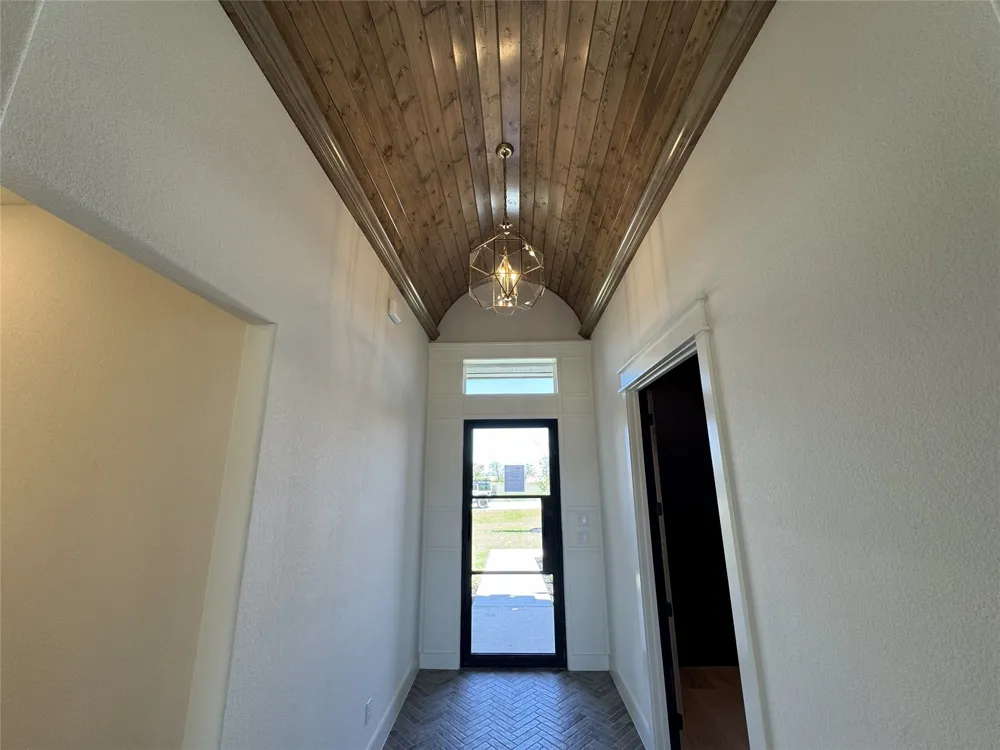 5009 Frost Creek Aledo, TX 76008