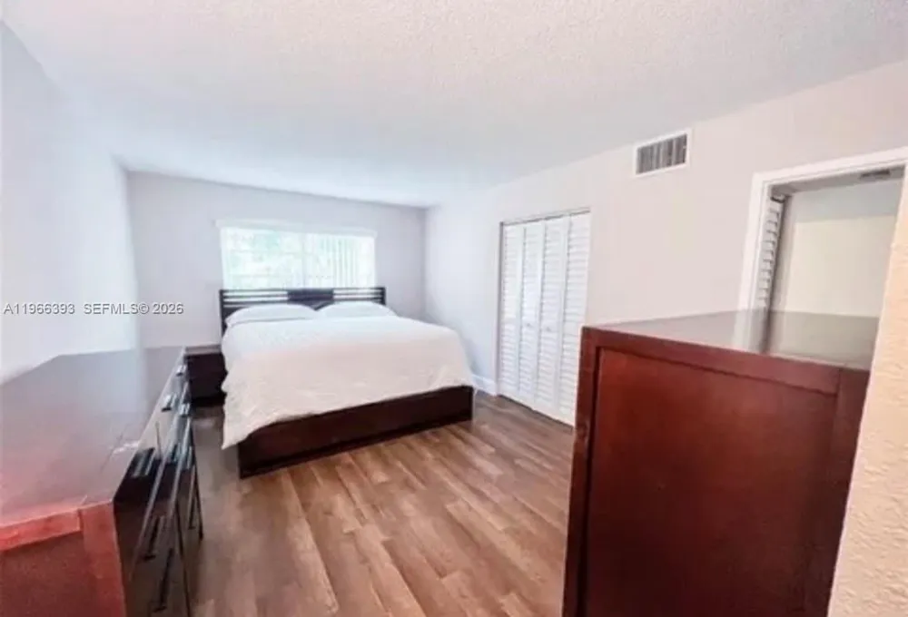 4141 NW 21st St #103 Lauderhill, FL 33313