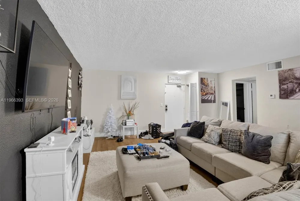 4141 NW 21st St #103 Lauderhill, FL 33313