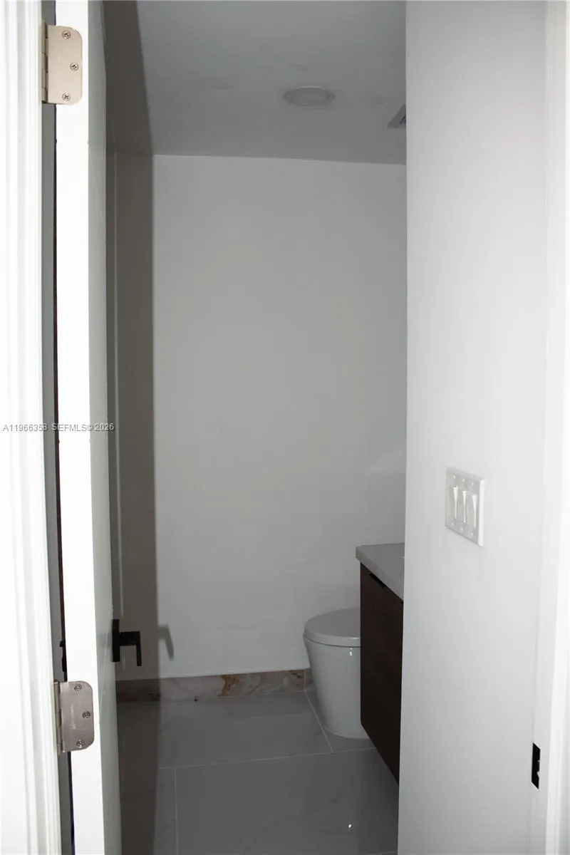 10433 SW 118th Ct Miami, FL 33186