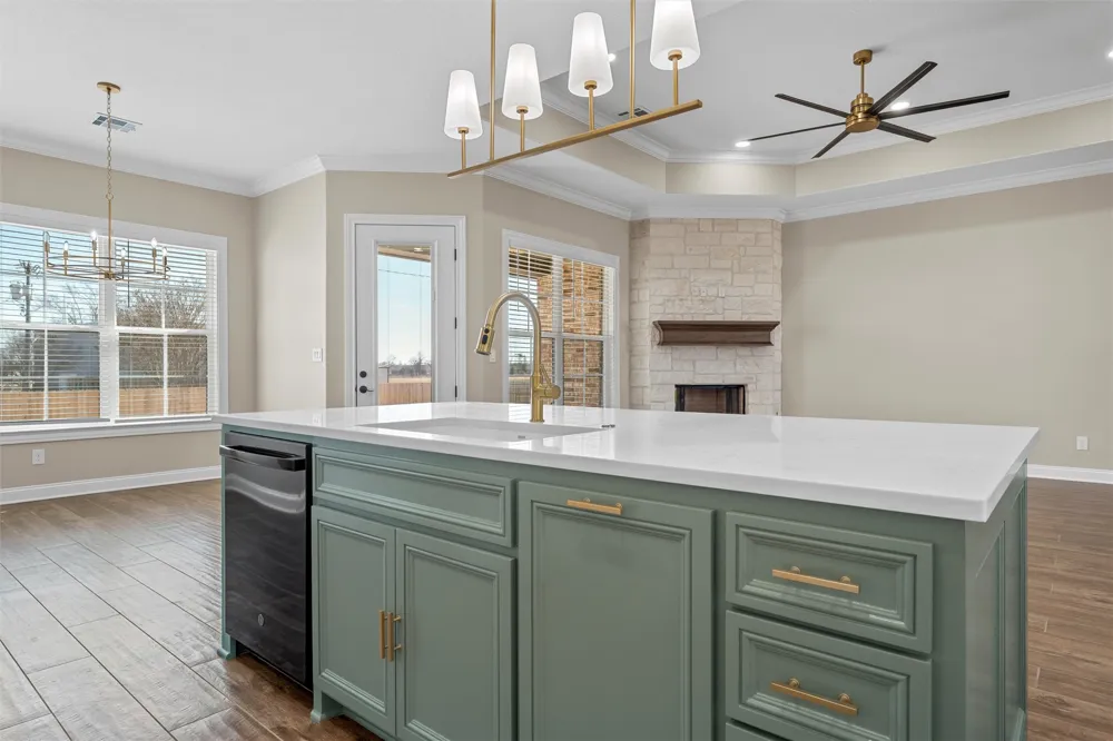 109 Water View Lane Robinson, TX 76706
