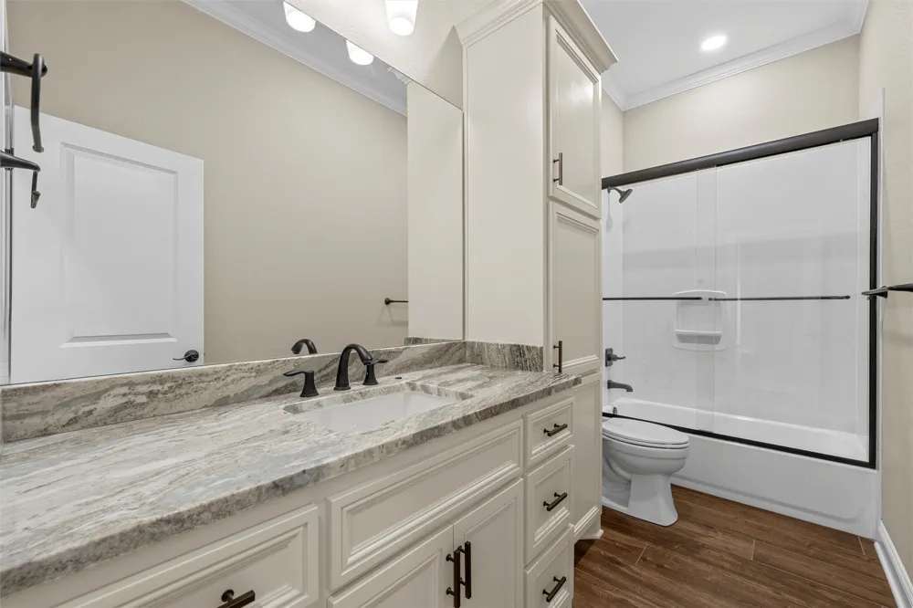 109 Water View Lane Robinson, TX 76706