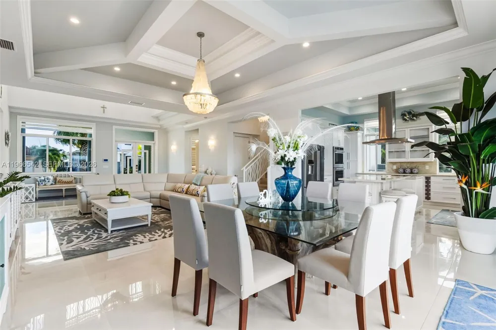 1070 Dana CT Marco Island, FL 34145