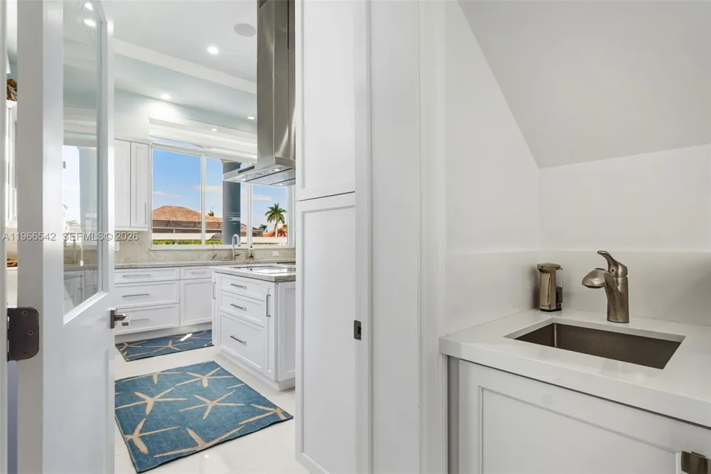 1070 Dana CT Marco Island, FL 34145