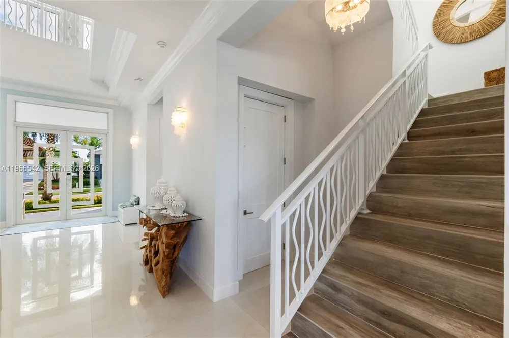1070 Dana CT Marco Island, FL 34145
