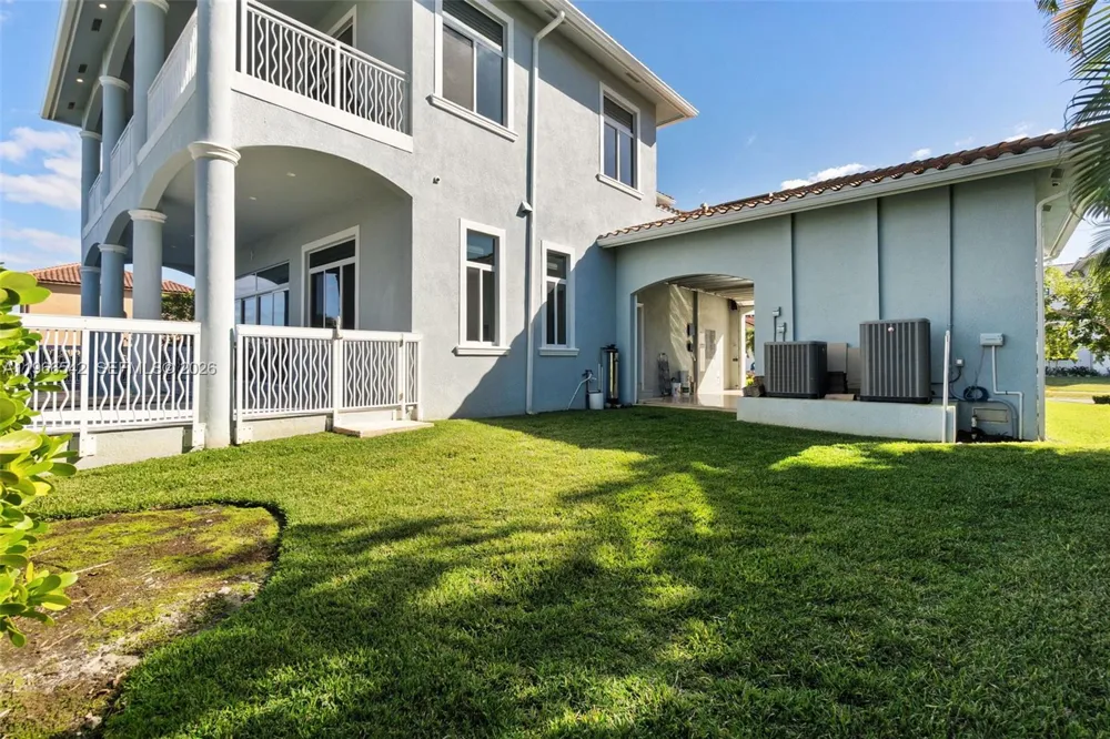1070 Dana CT Marco Island, FL 34145