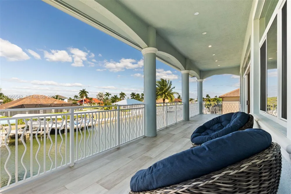 1070 Dana CT Marco Island, FL 34145