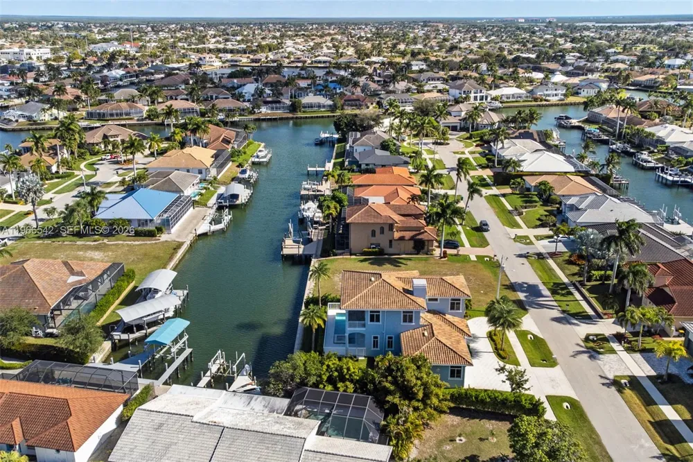 1070 Dana CT Marco Island, FL 34145