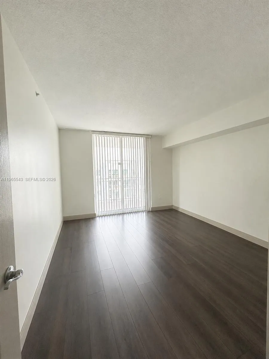 60 NW 37th Ave #1205 Miami, FL 33125