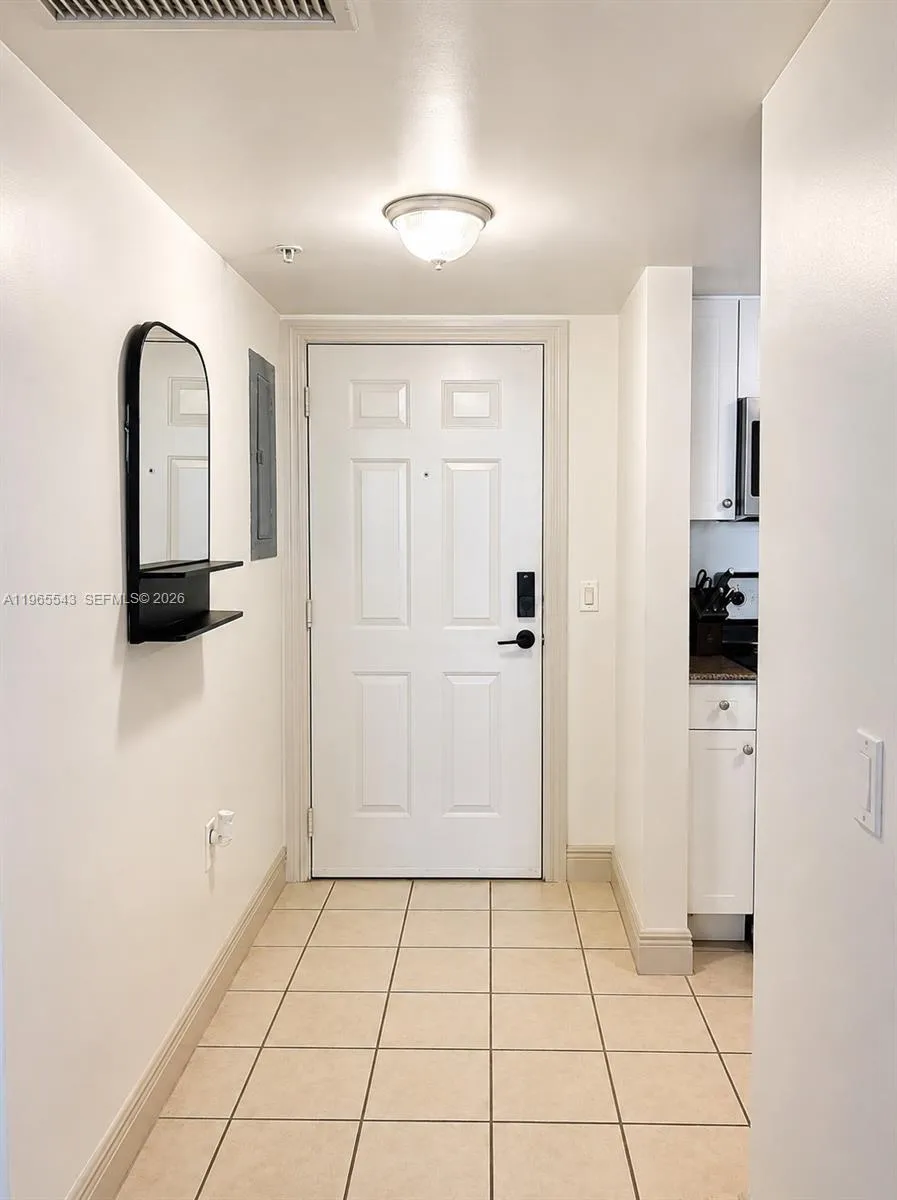 60 NW 37th Ave #1205 Miami, FL 33125