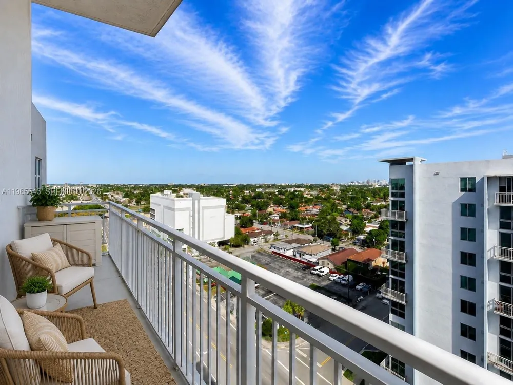 60 NW 37th Ave #1205 Miami, FL 33125