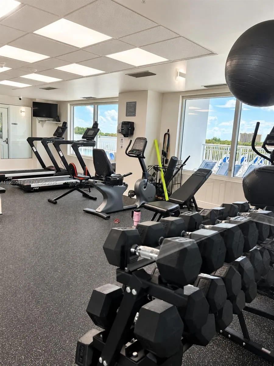60 NW 37th Ave #1205 Miami, FL 33125