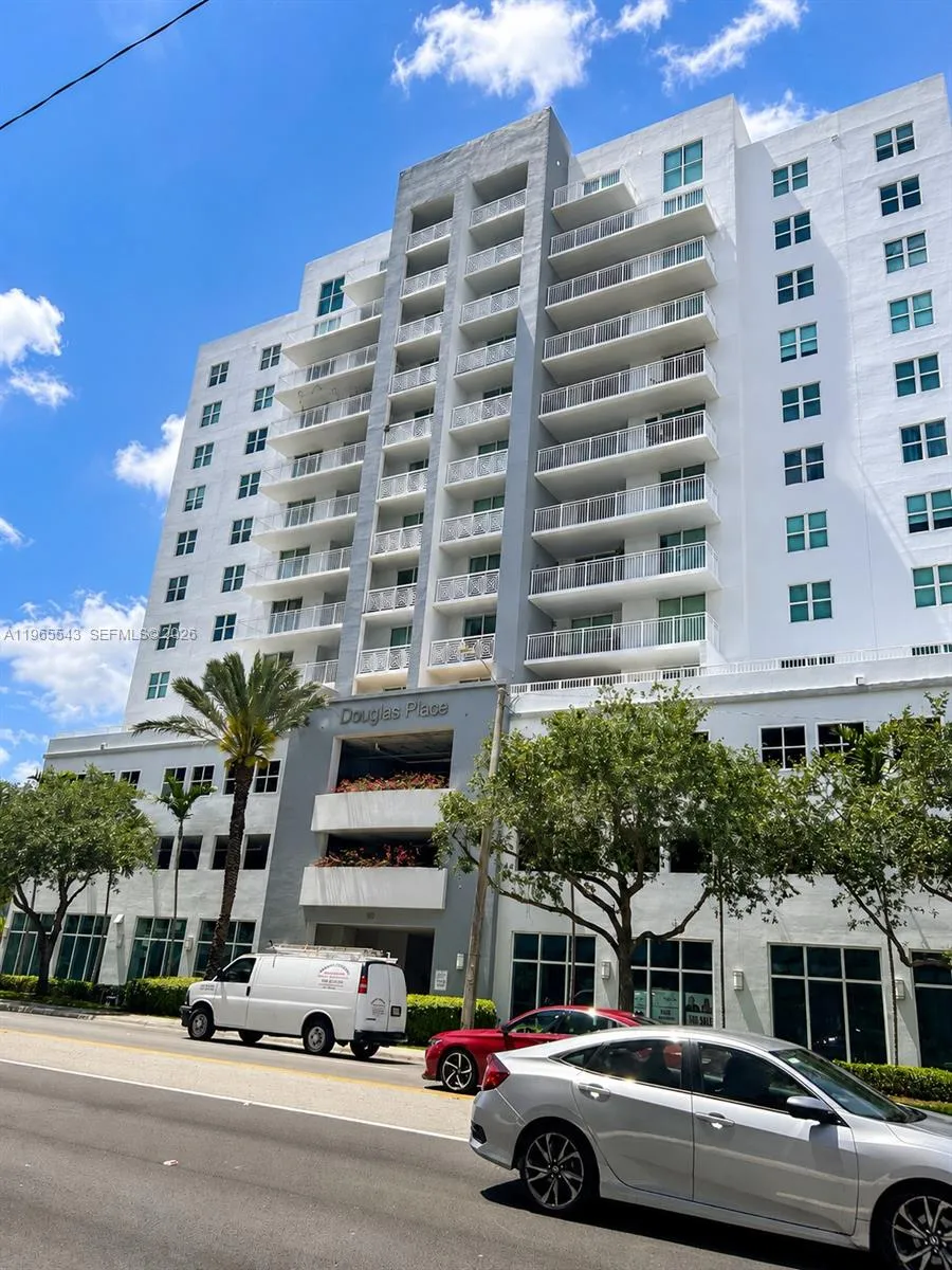 60 NW 37th Ave #1205 Miami, FL 33125