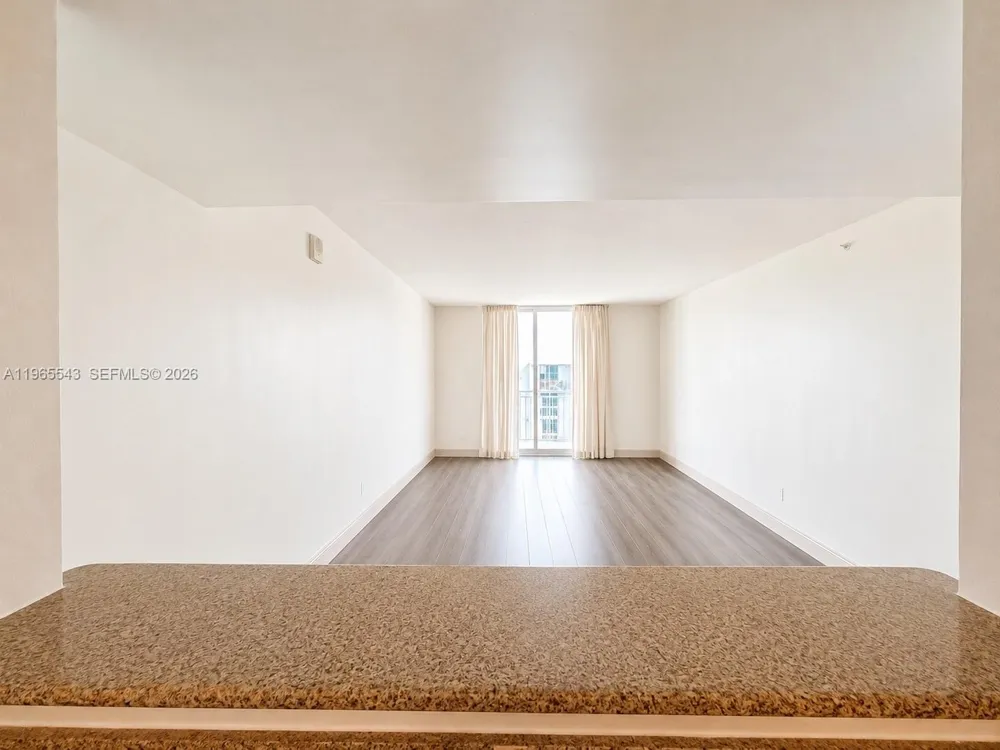 60 NW 37th Ave #1205 Miami, FL 33125