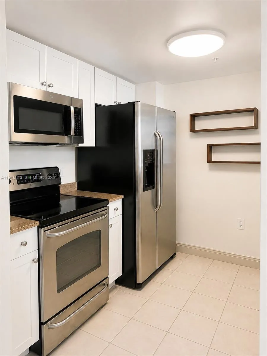 60 NW 37th Ave #1205 Miami, FL 33125