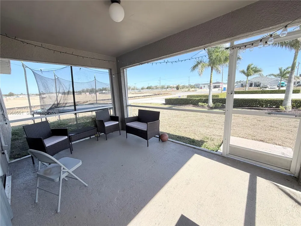 3625 NE 19  Place Cape Coral, FL 33909