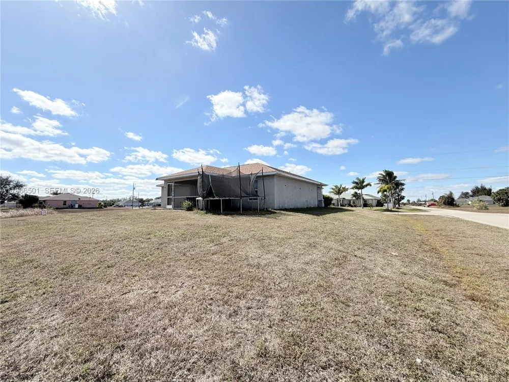 3625 NE 19  Place Cape Coral, FL 33909