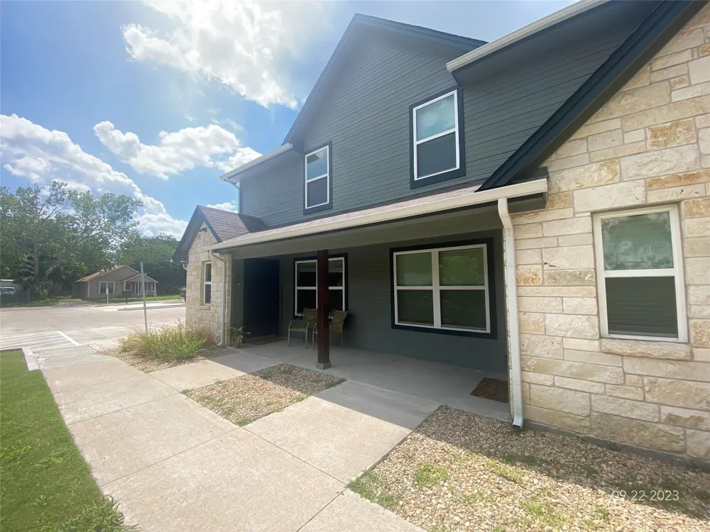 561 S Second Stephenville, TX 76401