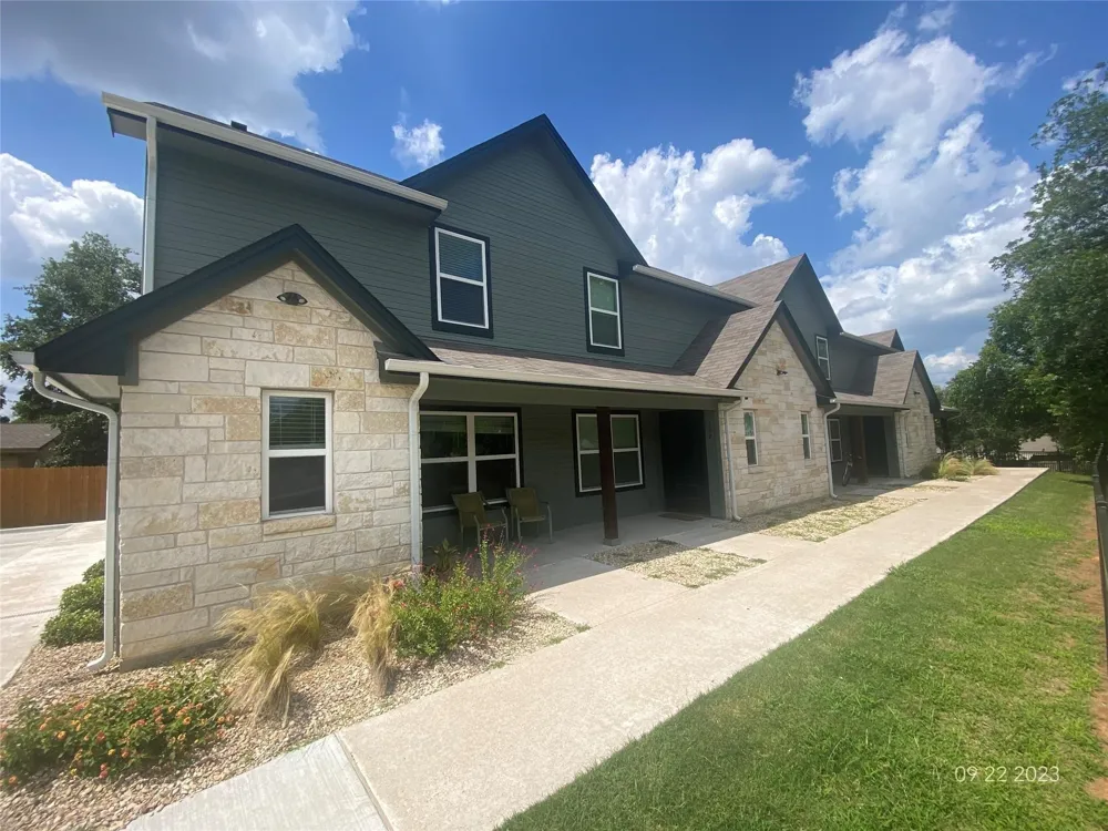 561 S Second Stephenville, TX 76401