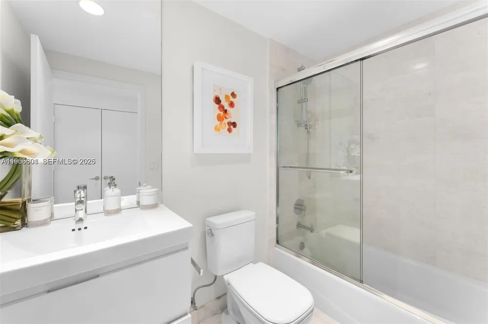 17301 Biscayne Blvd #2110 North Miami Beach, FL 33160