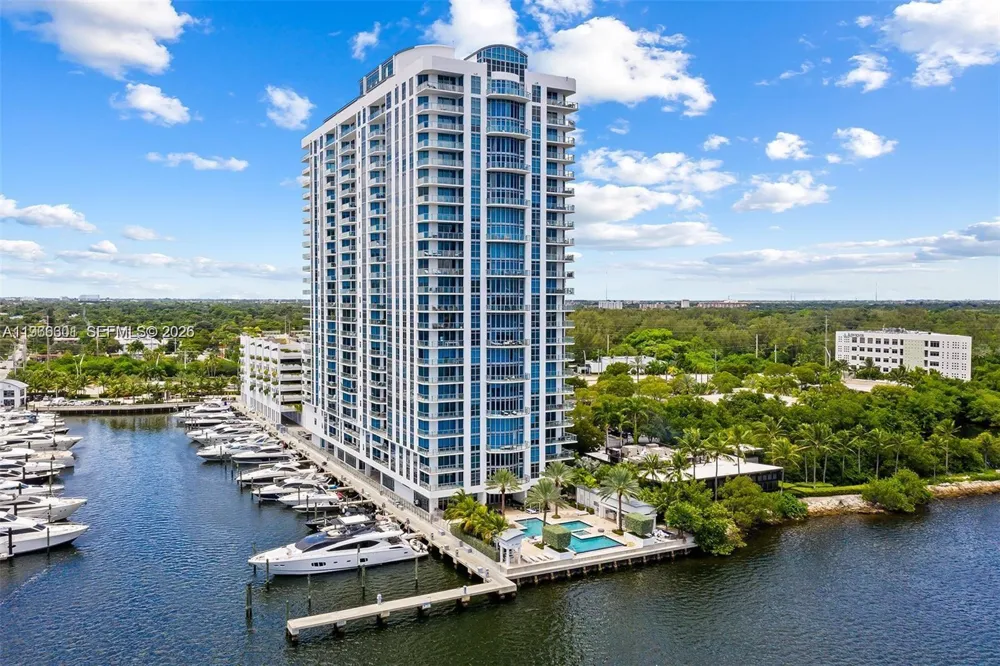 17301 Biscayne Blvd #2110 North Miami Beach, FL 33160