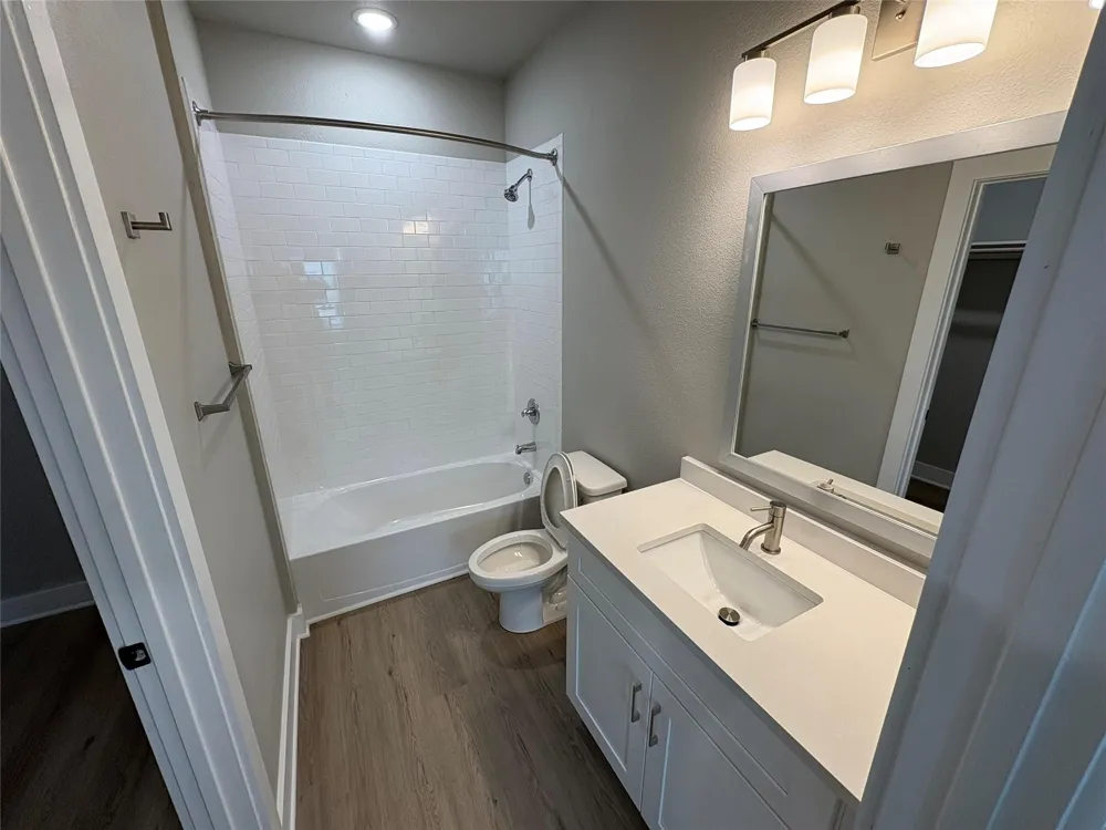 422 S Lillian Street S Stephenville, TX 76401