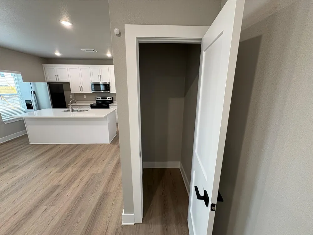 422 S Lillian Street S Stephenville, TX 76401