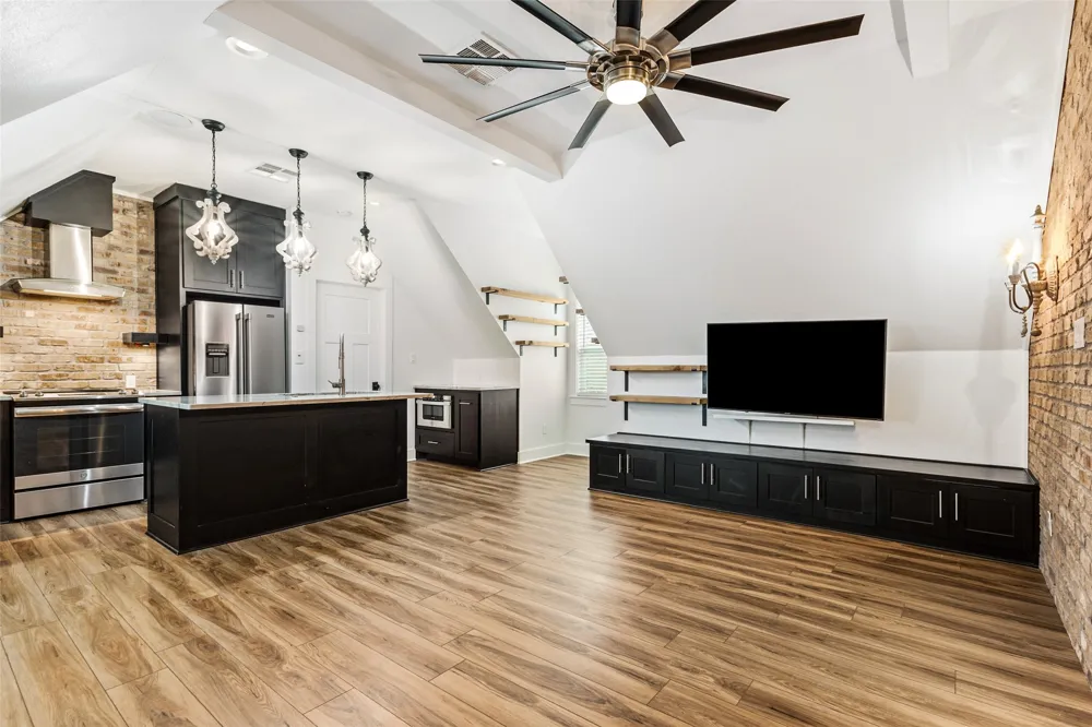 17309 Highway 6 Valley Mills, TX 76689