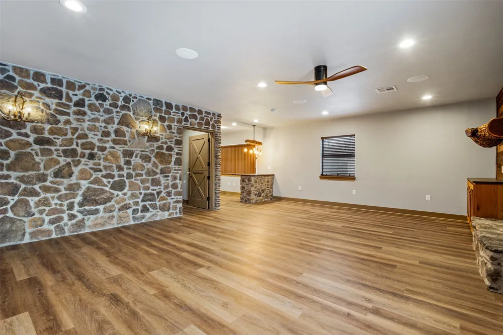 17309 Highway 6 Valley Mills, TX 76689
