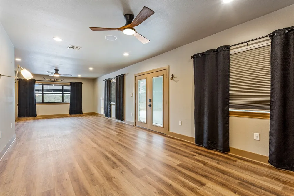 17309 Highway 6 Valley Mills, TX 76689
