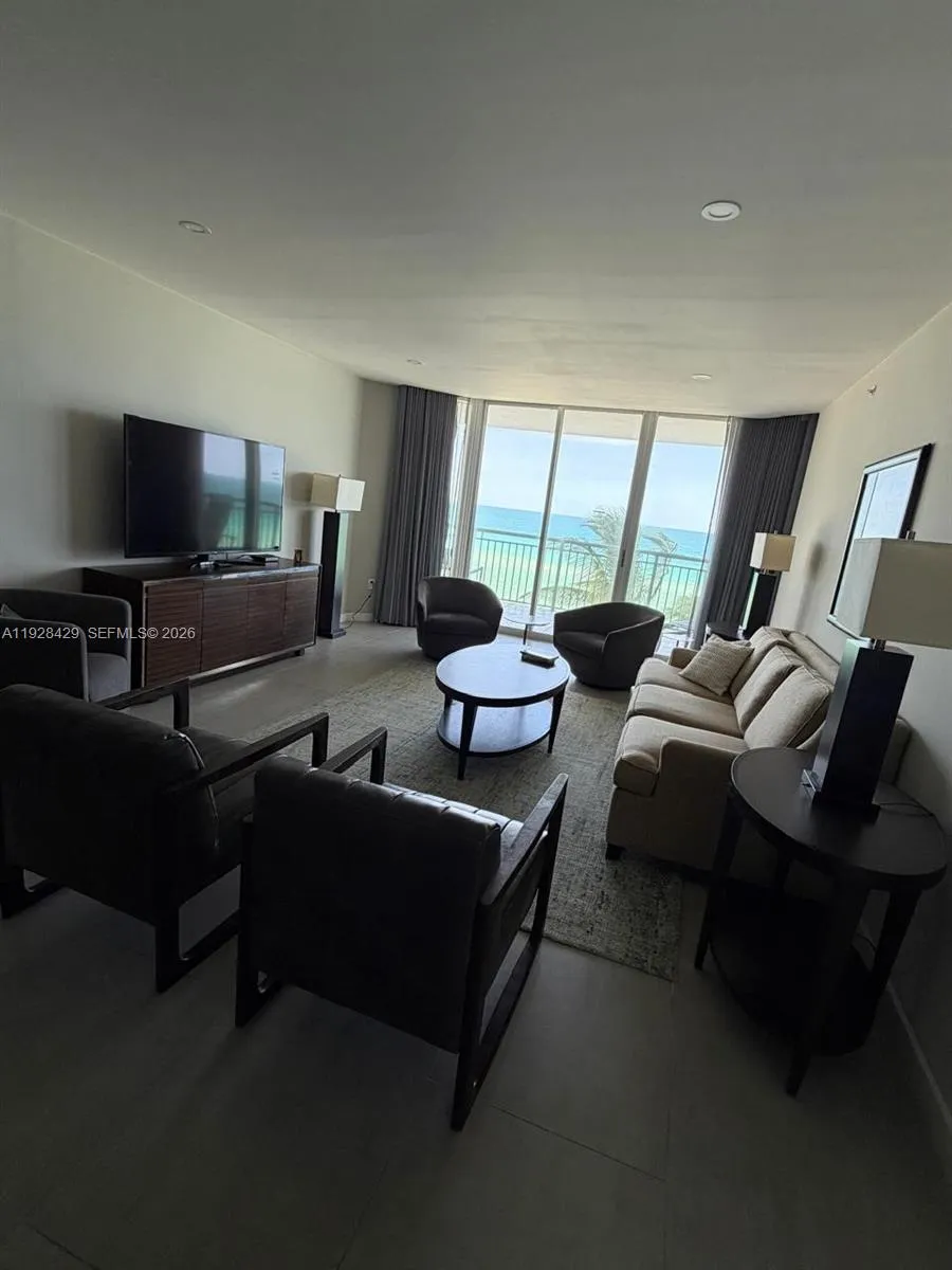 17375 Collins Ave #601 Sunny Isles Beach, FL 33160