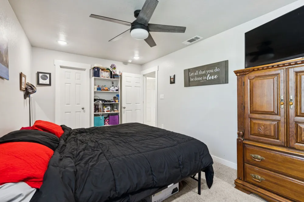 1060 E Reno Road Reno, TX 76020