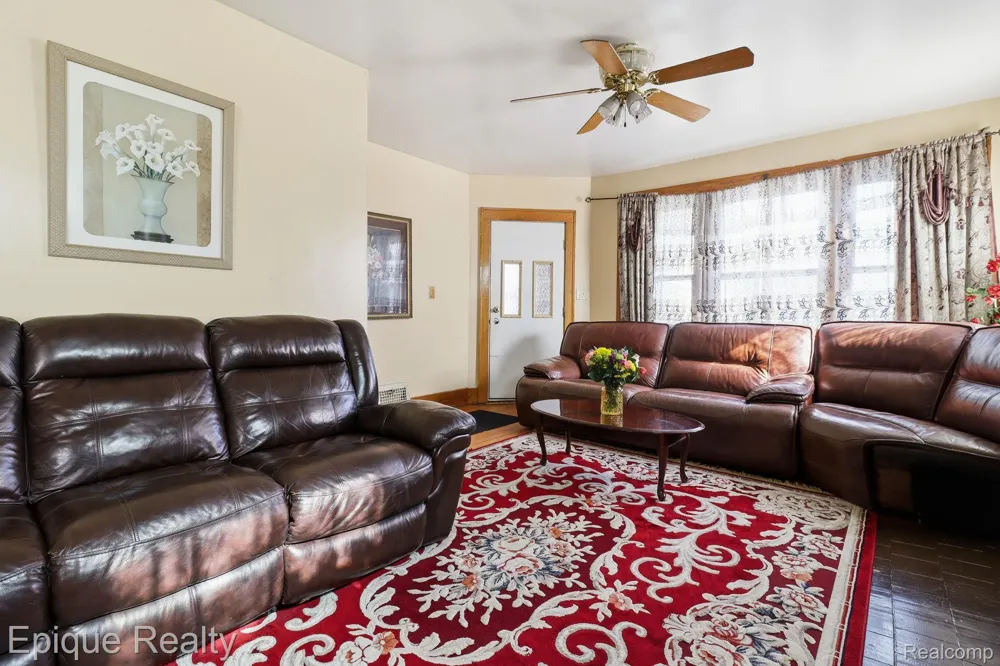 5834 Wayne Road Romulus City, MI 48174
