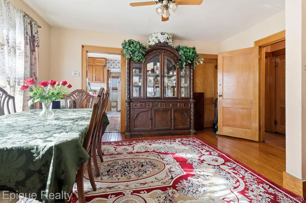 5834 Wayne Road Romulus City, MI 48174