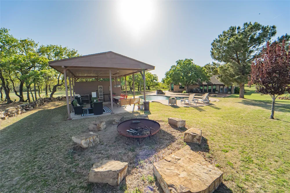 2792 S Fm Road 3099 S #1 Breckenridge, TX 76424