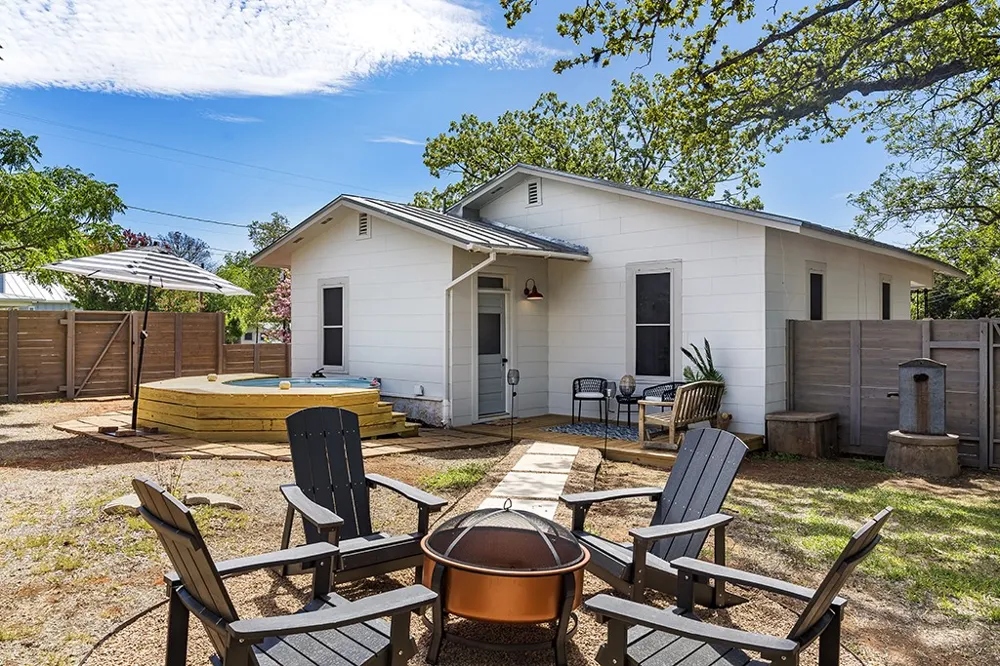 510 Orange Street Fredericksburg, TX 78624