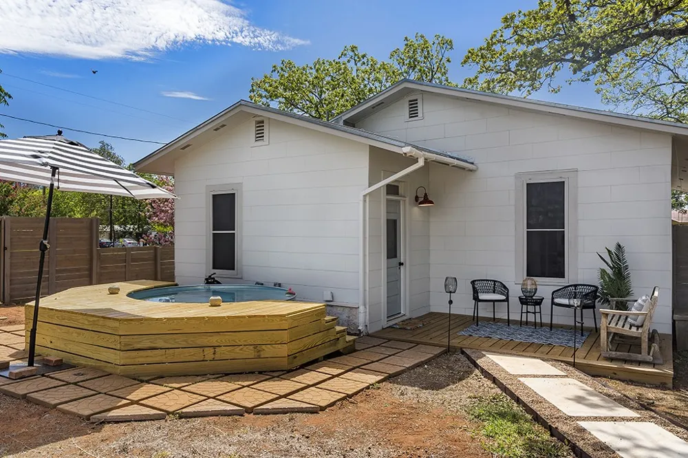510 Orange Street Fredericksburg, TX 78624