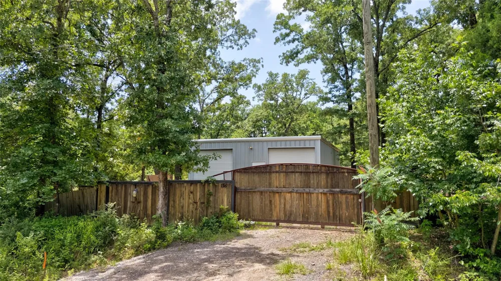 136 Kings Row Malakoff, TX 75148