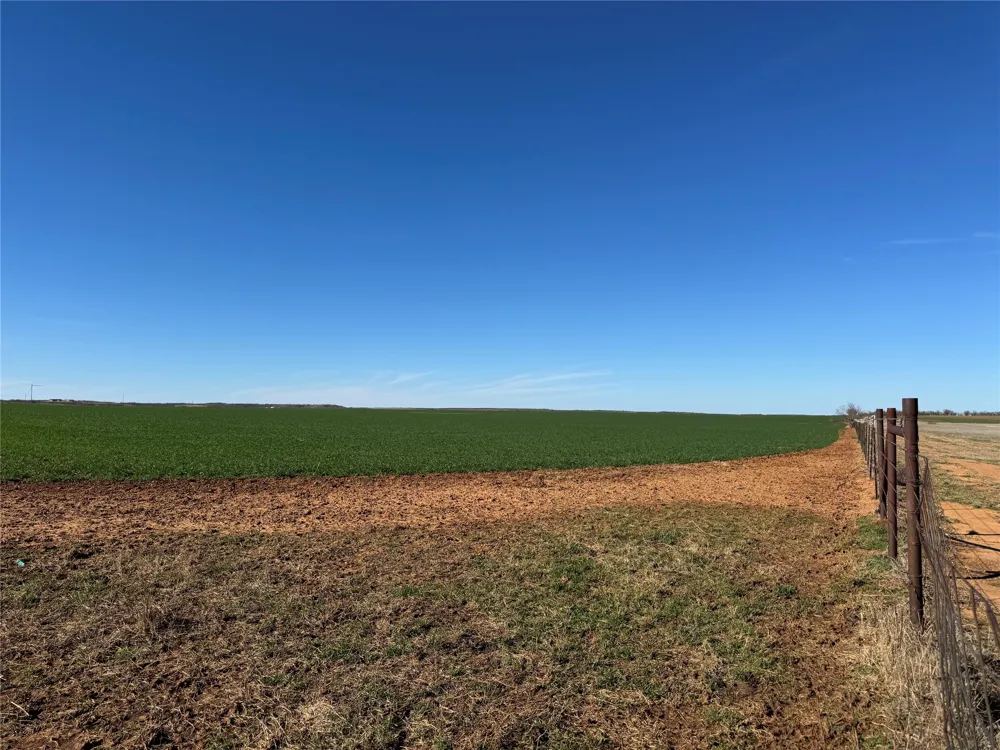 FM 422 Seymour, TX 76380