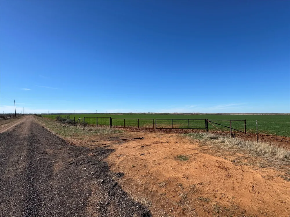 FM 422 Seymour, TX 76380